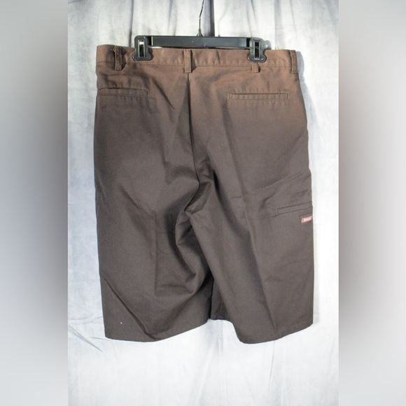 Dickies Men’s Brown Shorts With Cell Phone Poket Size 36 - Picture 2 of 3